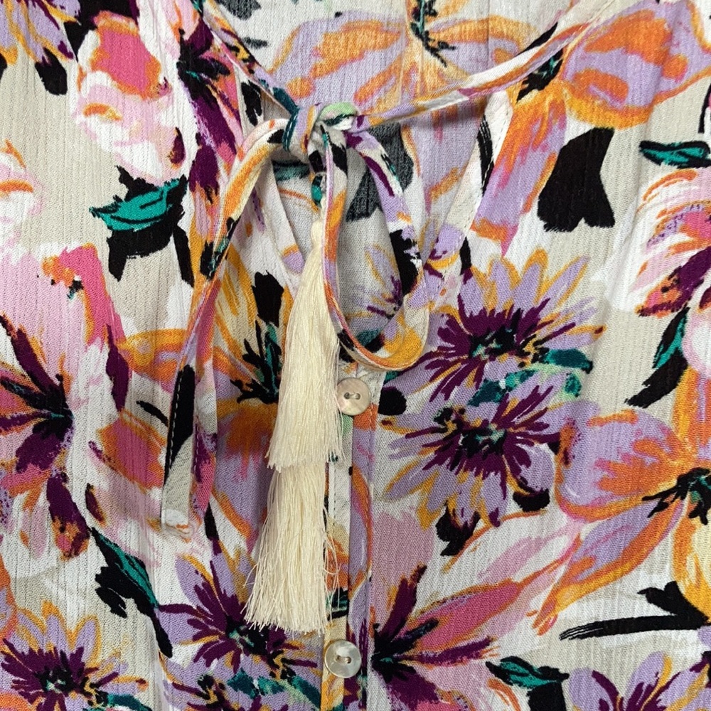 AGB floral print bell sleeve top boho tassel tie at neckline keyhole 3X - Picture 5 of 17